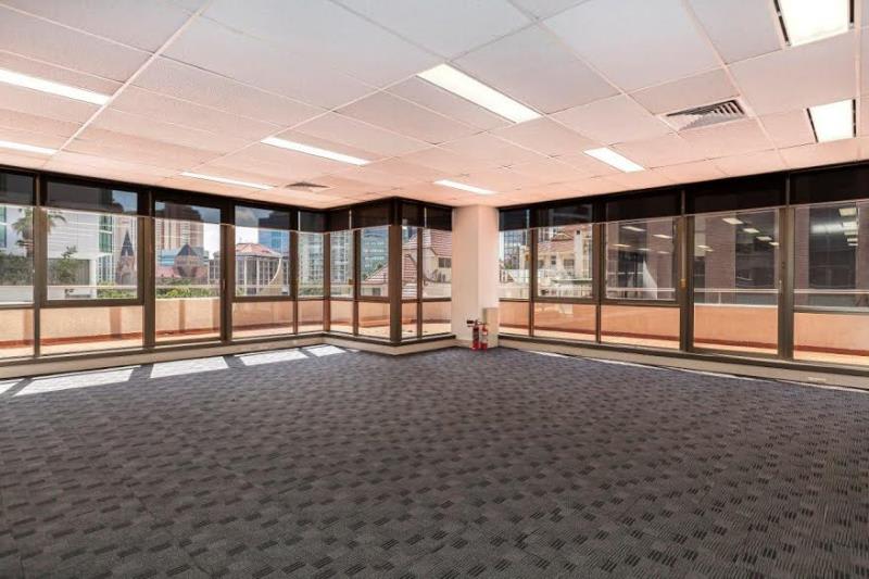 Click to view all images 67 Astor Tce Spring Hill QLD 4000 - Image 1