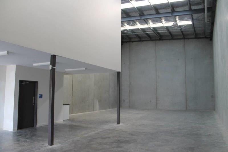 Click to view all images Unit 16/191-195 Greens Road Dandenong VIC 3175 - Image 3