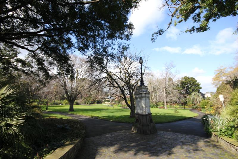 Click to view all images Ground Flo/17-27 Cotham Road Kew VIC 3101 - Image 3