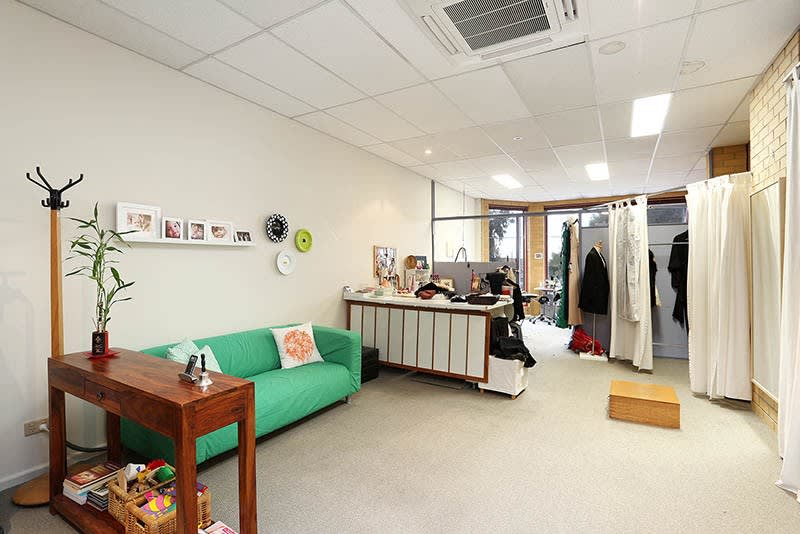 Click to view all images 1/49 Wyong Street Keilor East VIC 3033 - Image 2