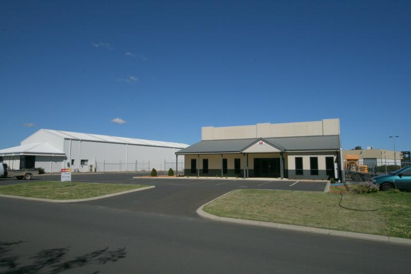 Click to view all images 65 McCombe Road Davenport WA 6230 - Image 2