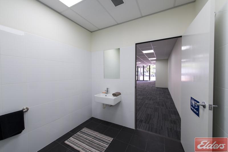 Click to view all images Spring Hill QLD 4000 - Image 2