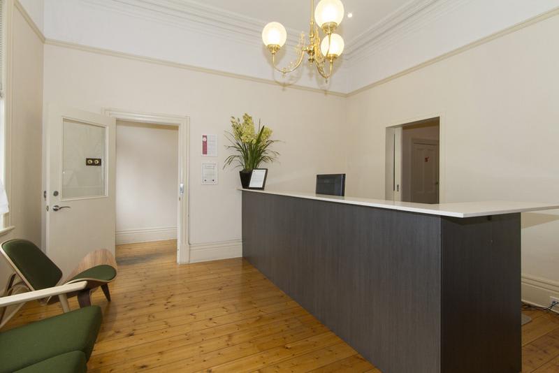 Click to view all images 106 Canterbury Road Middle Park VIC 3206 - Image 1