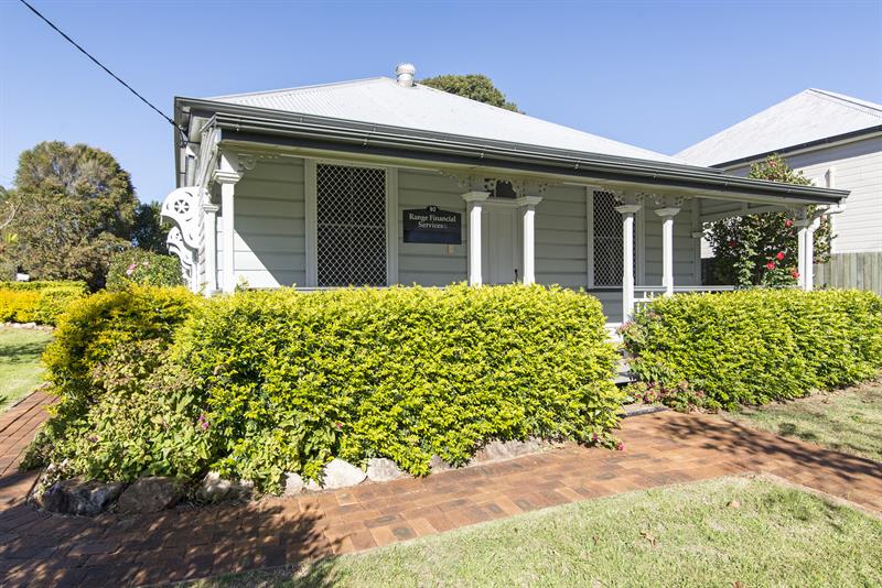 Click to view all images 92 Herries St Toowoomba City QLD 4350 - Image 1