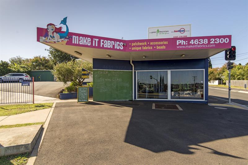 Click to view all images 180 Ruthven St Toowoomba City QLD 4350 - Image 1