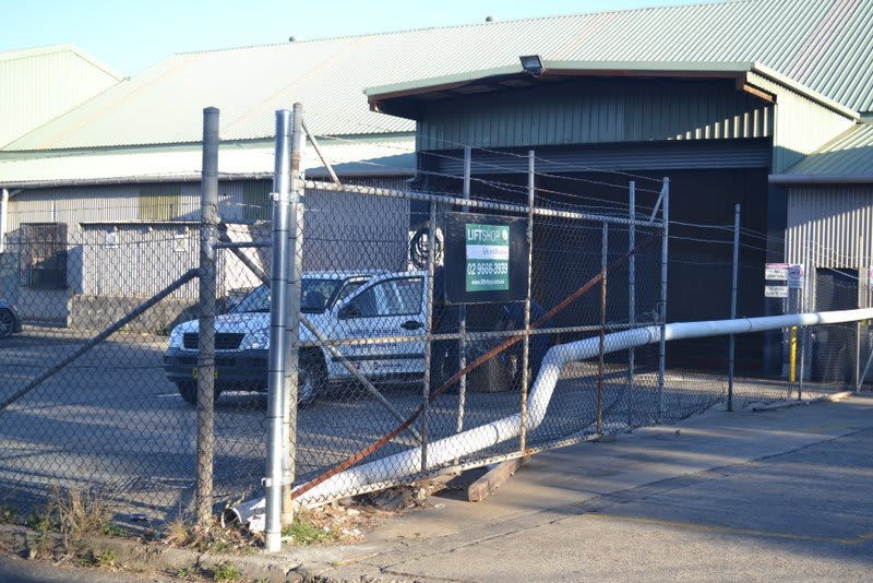 Click to view all images 9b/81 Stephen Rd Botany NSW 2019 - Image 2