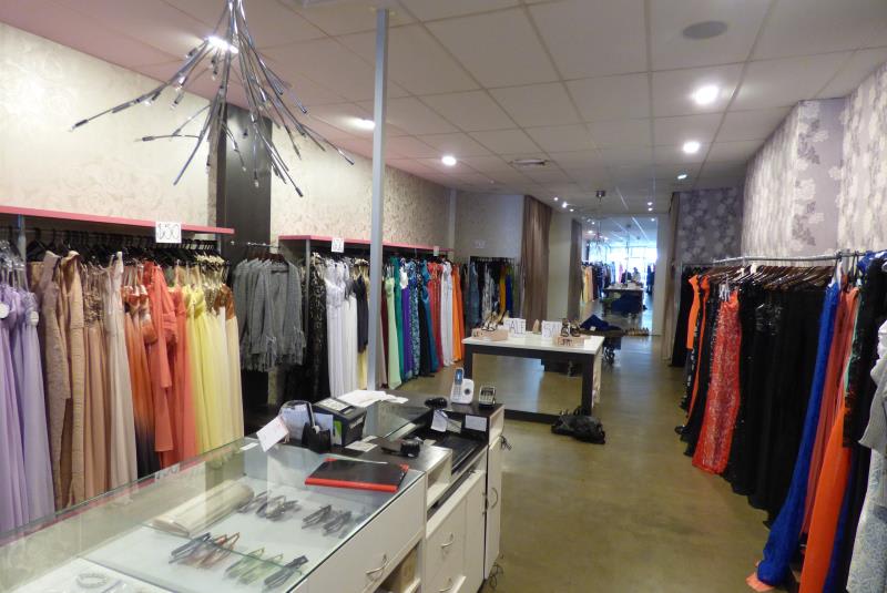 Click to view all images 474 Centre Road Bentleigh VIC 3204 - Image 2