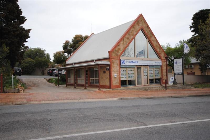 Click to view all images 135 Main Road Mclaren Vale SA 5171 - Image 1