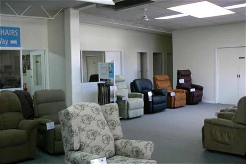 Click to view all images 10-12 Gordon Avenue Geelong West VIC 3218 - Image 3