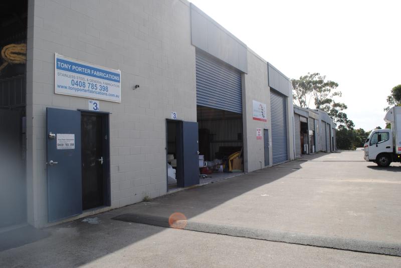 Click to view all images Arundel QLD 4214 - Image 2
