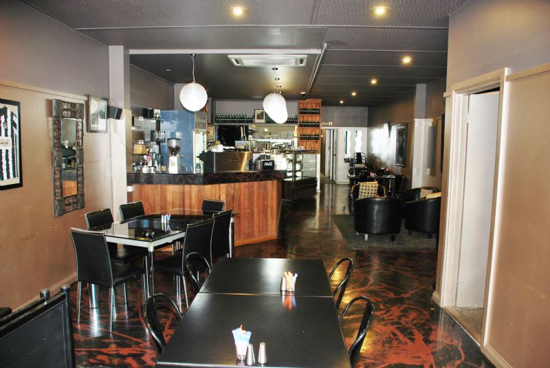 Click to view all images 276 Wyndham Street Shepparton VIC 3630 - Image 3