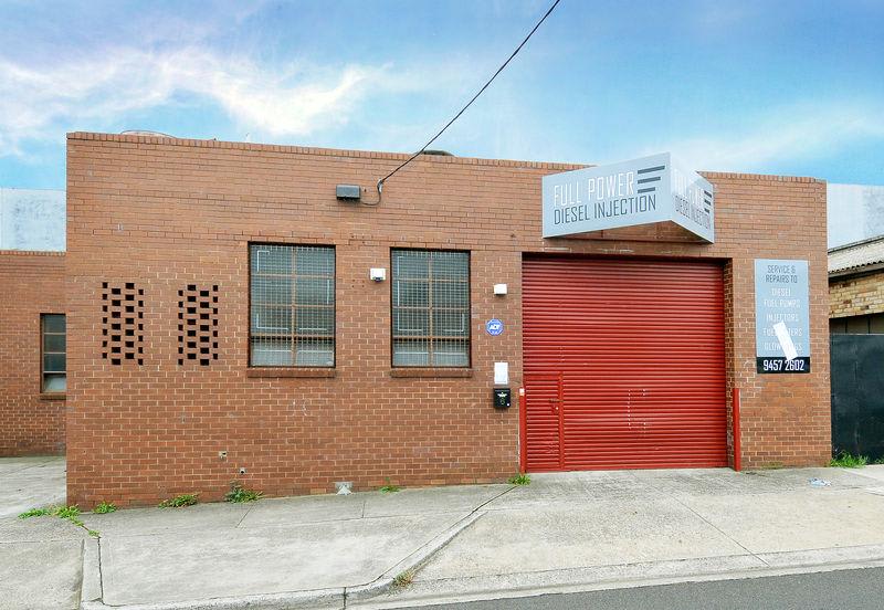 Click to view all images 6 Orthla Avenue Heidelberg West VIC 3081 - Image 1