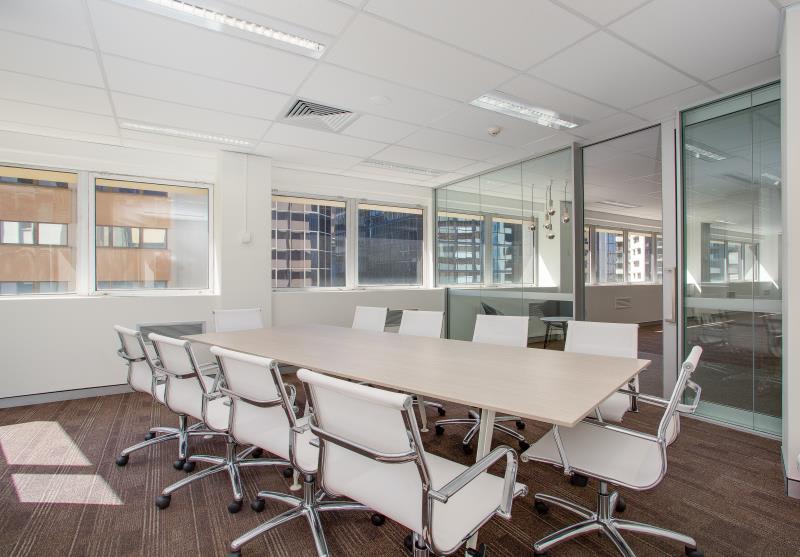 Click to view all images Brisbane City QLD 4000 - Image 3