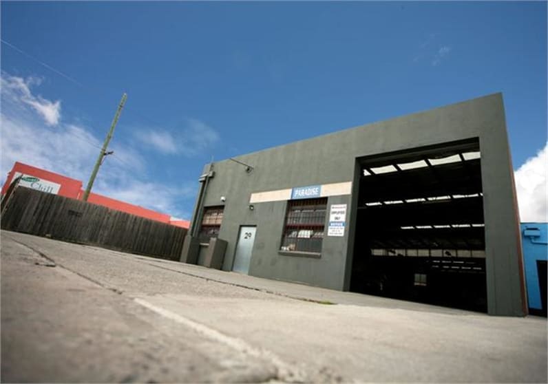 Click to view all images Airport West VIC 3042 - Image 3