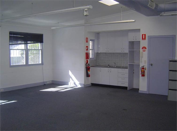 Click to view all images Camperdown NSW 2050 - Image 3