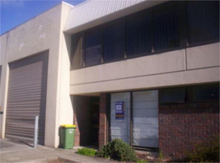 Click to view all images 4/143-145 Canterbury Road Kilsyth VIC 3137 - Image 1