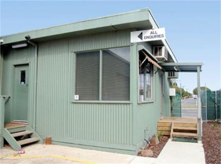 Click to view all images 176 - 200 Station Street Norlane VIC 3214 - Image 1