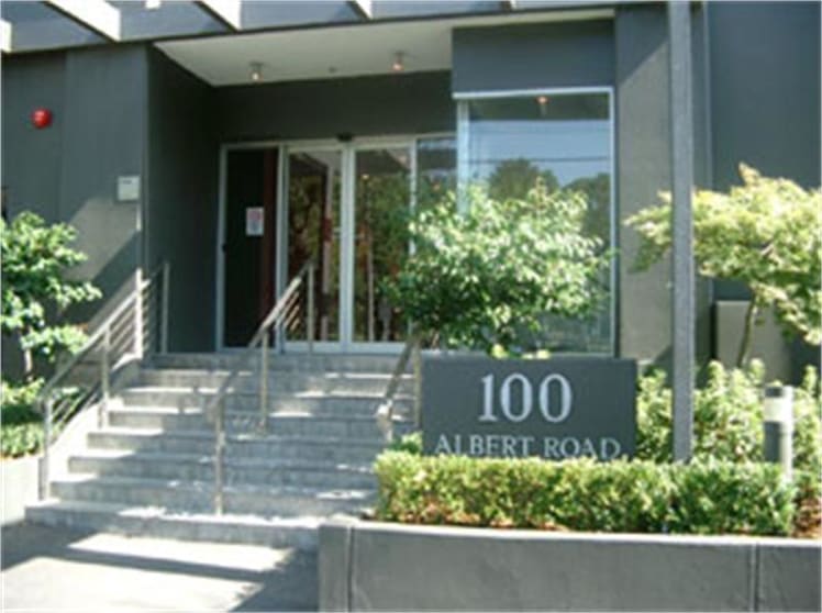 Click to view all images 100 Albert Road South Melbourne VIC 3205 - Image 2