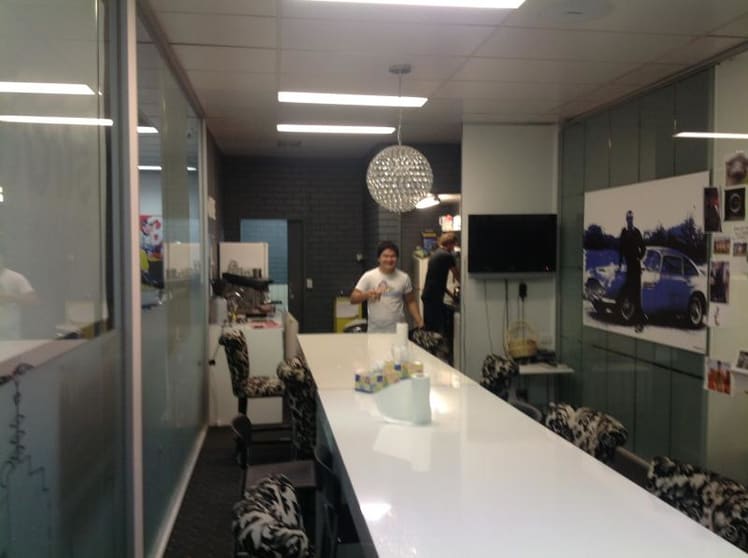 Click to view all images South Melbourne VIC 3205 - Image 3