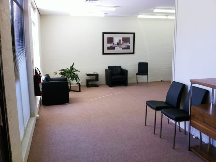 Click to view all images Suite 2, 7/19 Mitchell Drive East Maitland NSW 2323 - Image 2