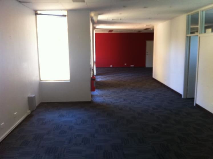 Click to view all images 3/96 Camberwell Road Hawthorn East VIC 3123 - Image 2