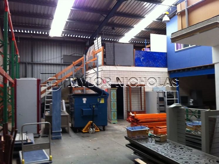 Click to view all images 13/21 Chester Street Camperdown NSW 2050 - Image 2