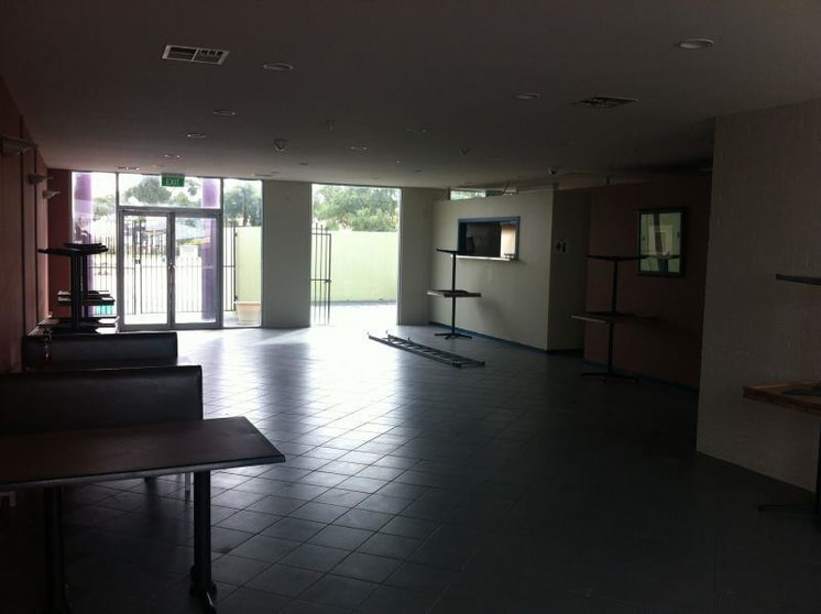 Click to view all images 129 Hall Road Carrum Downs VIC 3201 - Image 3