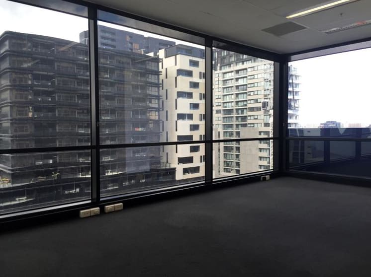 Click to view all images Suite 1012 / 9 Yarra Street South Yarra VIC 3141 - Image 1