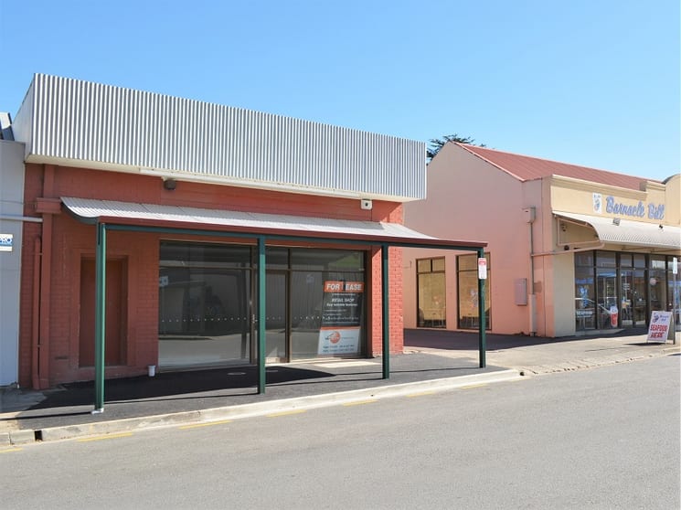 Click to view all images 16 Walker Street Mount Barker SA 5251 - Image 3