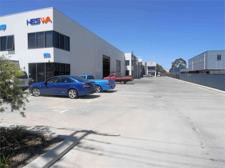 Click to view all images 203A Star Street Welshpool WA 6106 - Image 1