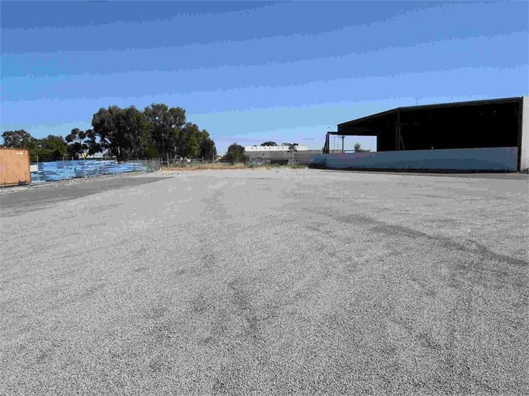 Click to view all images YARD SPACE/40 - 50 Division Street Welshpool WA 6106 - Image 1