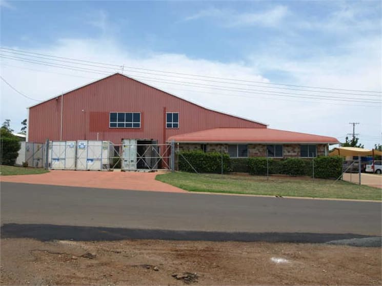 Click to view all images 40 Sowden Street Drayton QLD 4350 - Image 3