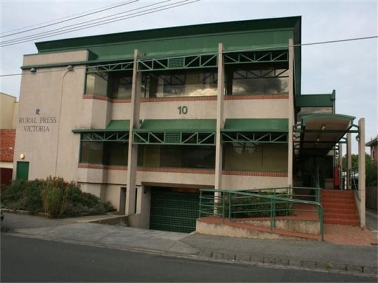 Click to view all images 10 Sydenham Street Moonee Ponds VIC 3039 - Image 1