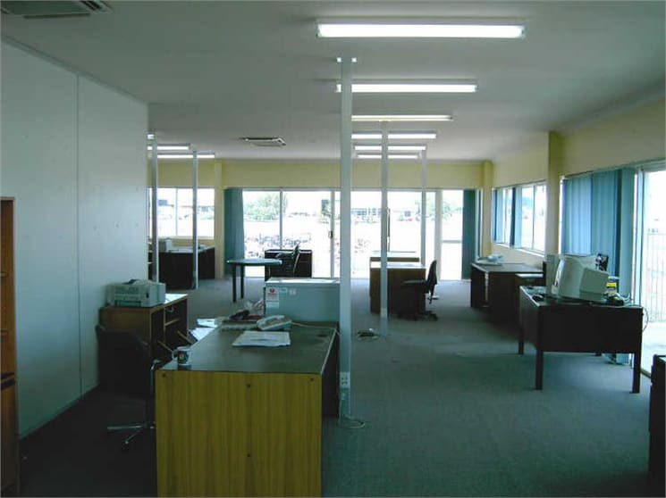 Click to view all images First Floor/528 Boundary Street Toowoomba City QLD 4350 - Image 2