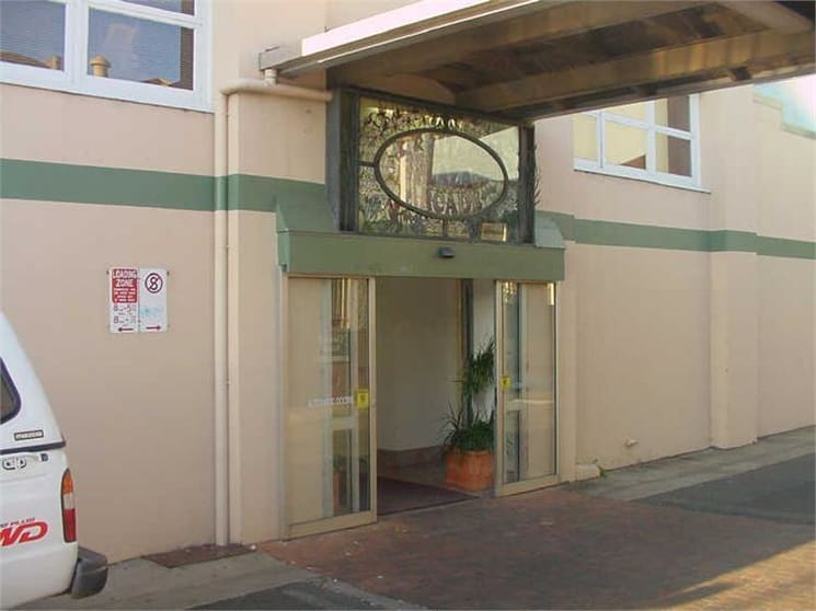 Click to view all images 12 & 13/28 Bell Street Toowoomba City QLD 4350 - Image 1