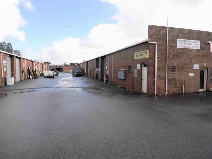 Click to view all images Unit 11/107 President Street Welshpool WA 6106 - Image 2