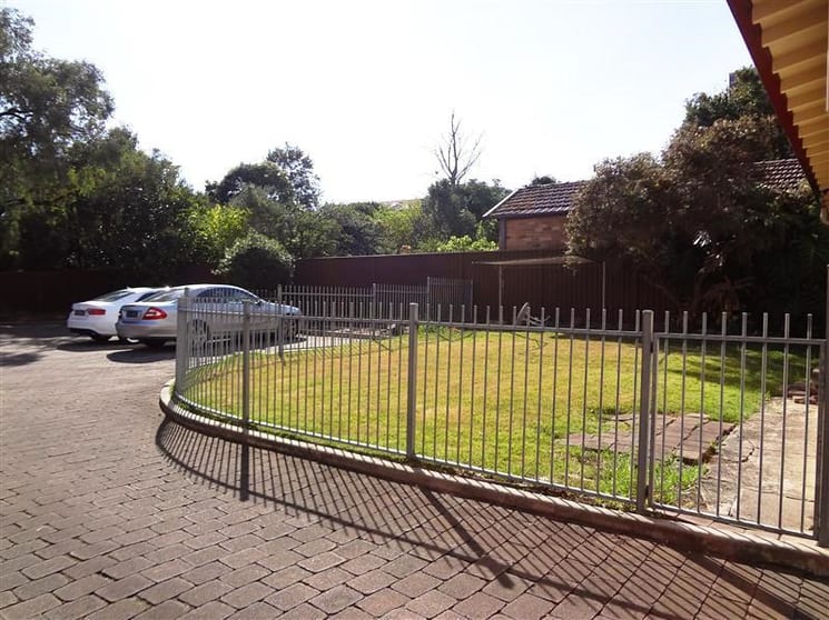 Click to view all images 30 The Avenue Hurstville NSW 2220 - Image 2