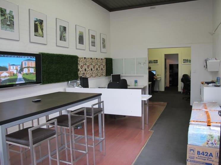 Click to view all images 423 Riversdale Road Hawthorn East VIC 3123 - Image 2