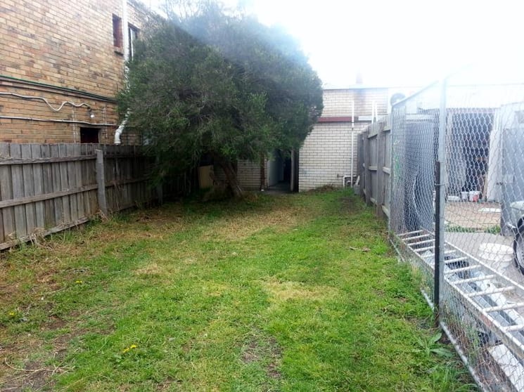 Click to view all images 102 Charman Road Mentone VIC 3194 - Image 3