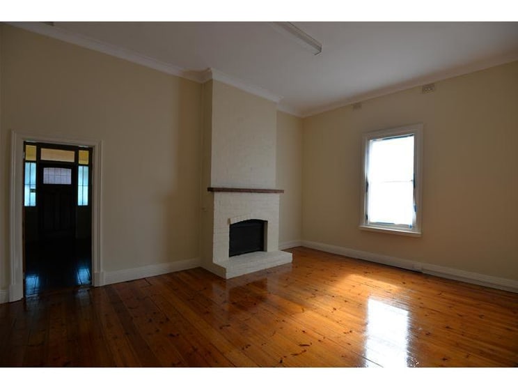 19 Marlow Road Keswick SA 5035 - Image 2