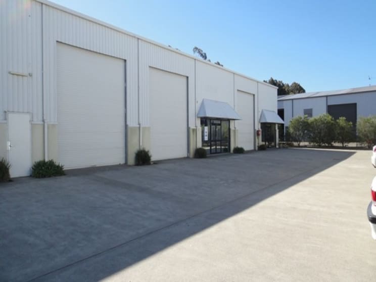 Click to view all images Unit 8/30 Metro Court Gateshead NSW 2290 - Image 2