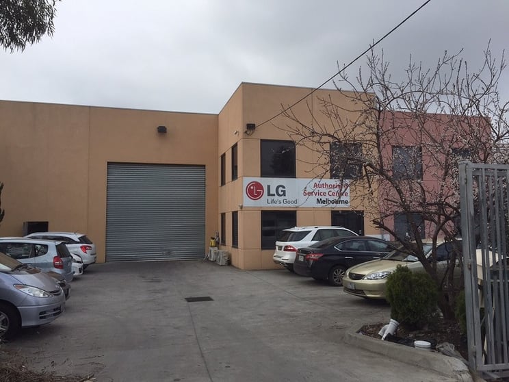 Click to view all images 24 Merola Way Campbellfield VIC 3061 - Image 1