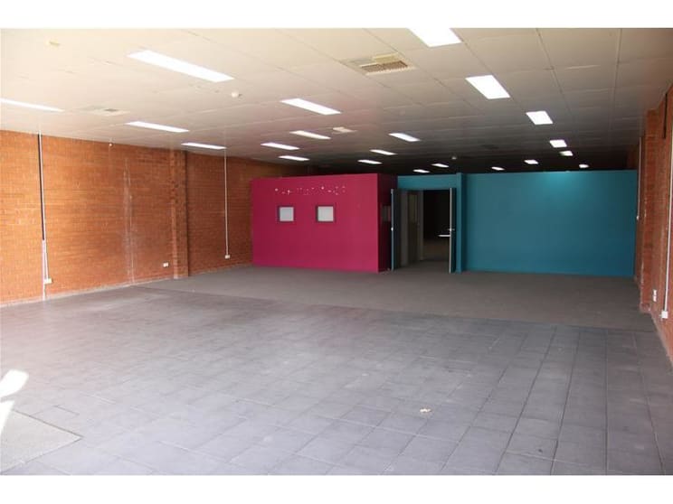 Click to view all images 69 Orange Avenue Mildura VIC 3500 - Image 3