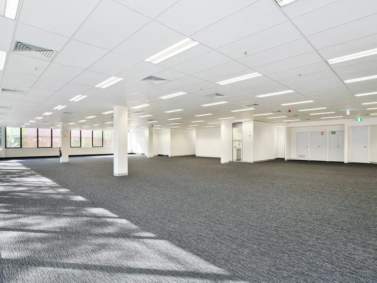 Click to view all images 83 Alexander Street Crows Nest NSW 2065 - Image 3