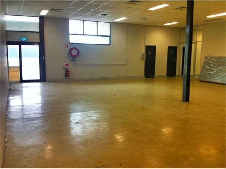 Click to view all images (Unit 4)/45 Mordue Parade Jesmond NSW 2299 - Image 2