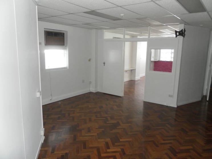 Click to view all images 1/158 Margaret Street Toowoomba City QLD 4350 - Image 2