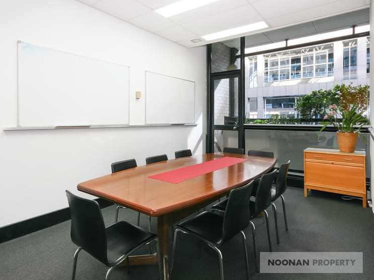 Click to view all images Level 1/131 Clarence Street Sydney NSW 2000 - Image 2