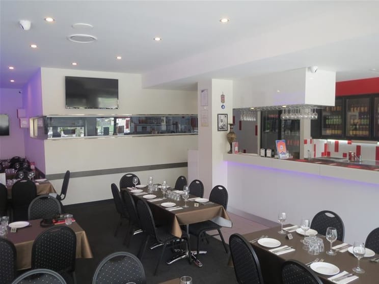 1/154 Cavendish Road Coorparoo QLD 4151 - Image 3