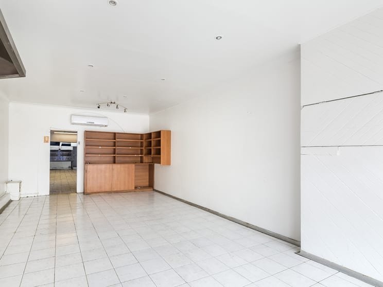 Click to view all images 692 Sydney Road Brunswick VIC 3056 - Image 3