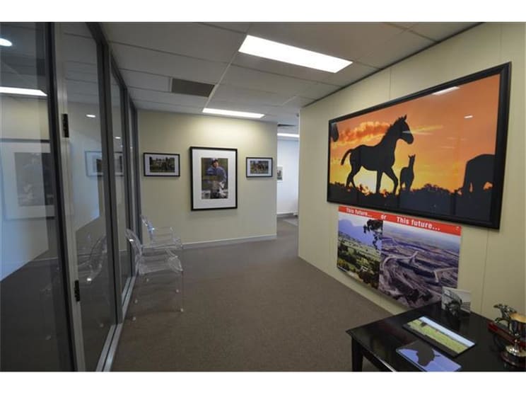 Click to view all images Unit 6/335 Wharf Road Newcastle NSW 2300 - Image 3